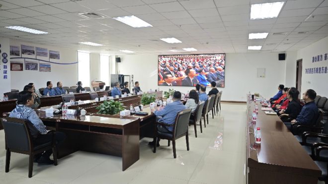 同心观盛会 聚奋进力量——富城能源集团公司组织收看新疆维吾尔自治区成立70周年庆祝大会